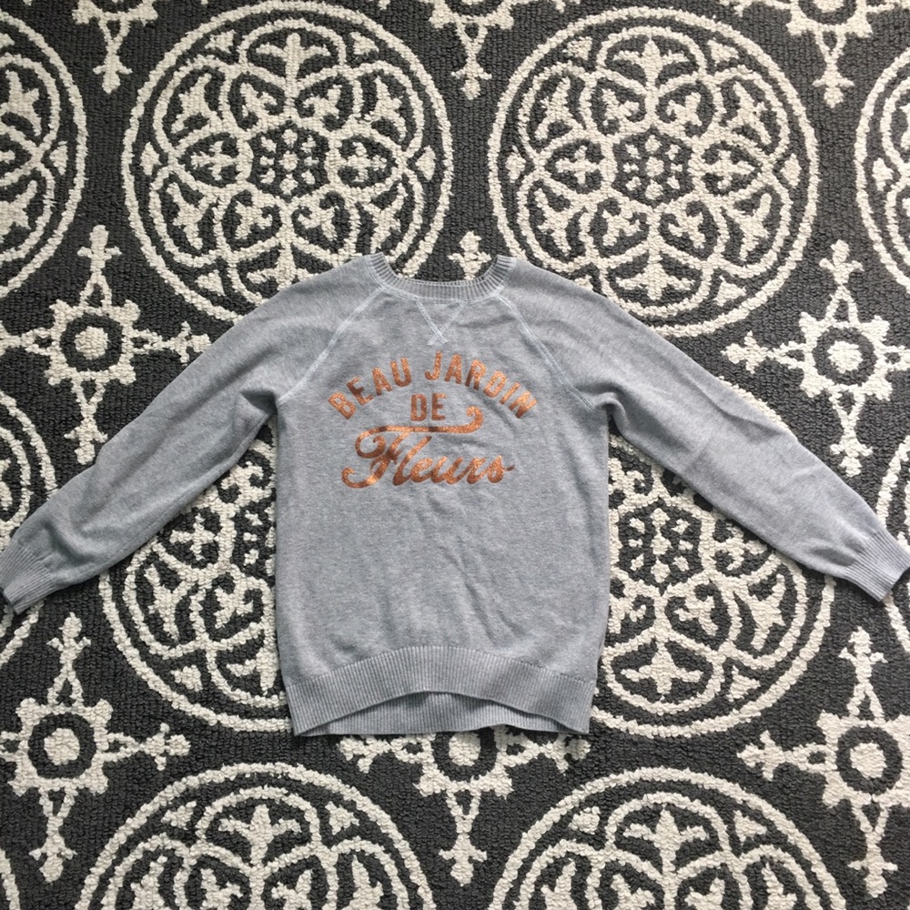 Label of graded goods H&M girls sweater